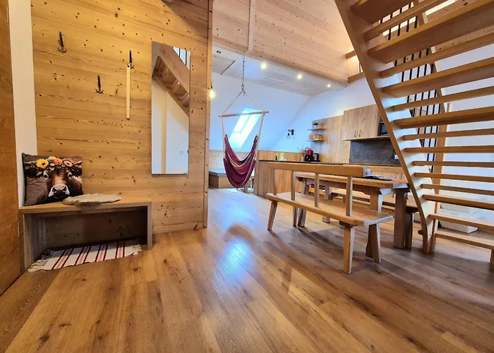 Konukevi Seyerlehnerhof 3*